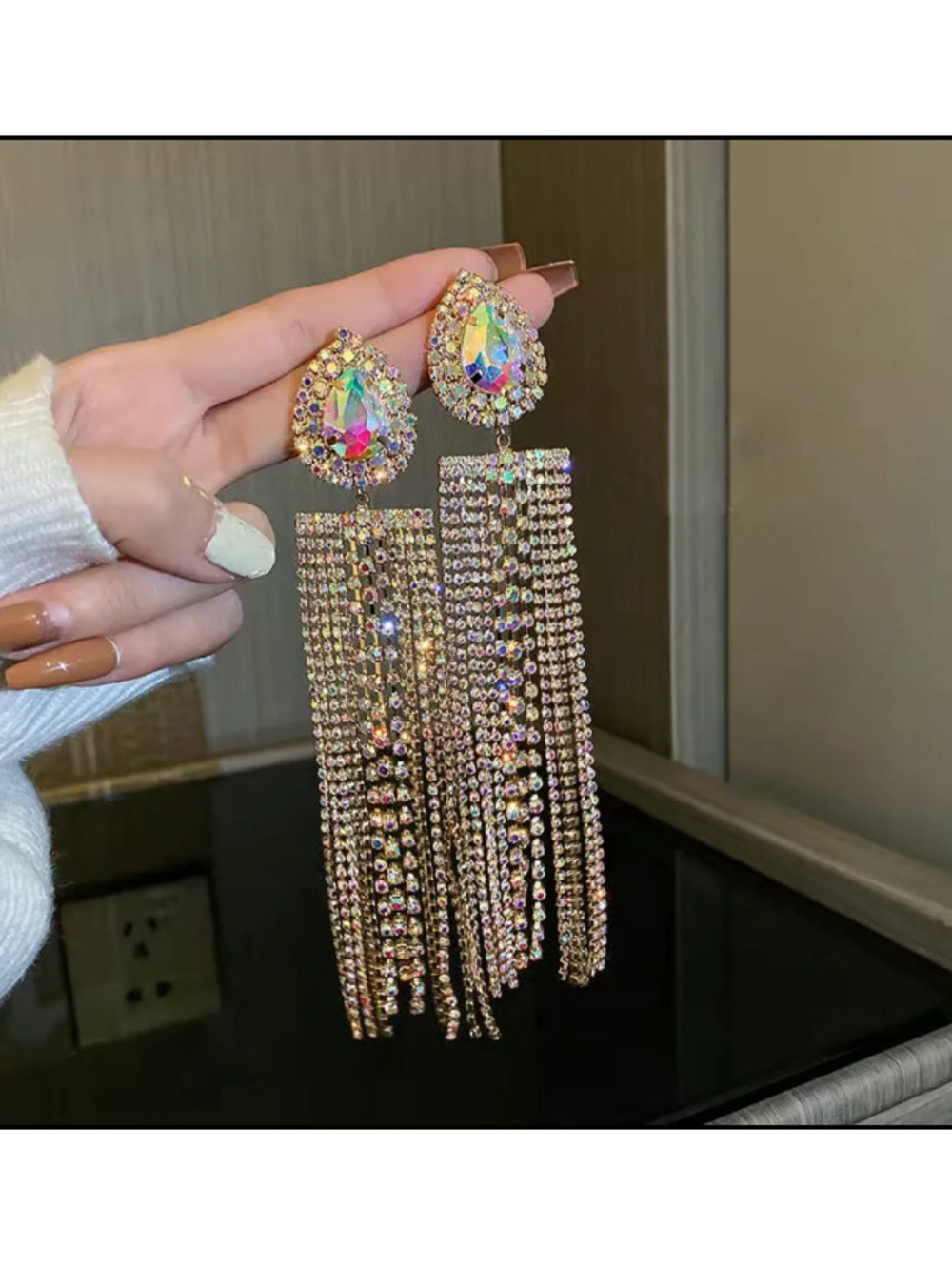 Iridescently Flashy-Multi/Iridescent